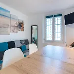 Beau studio rénové avec vue Vieux Hyères