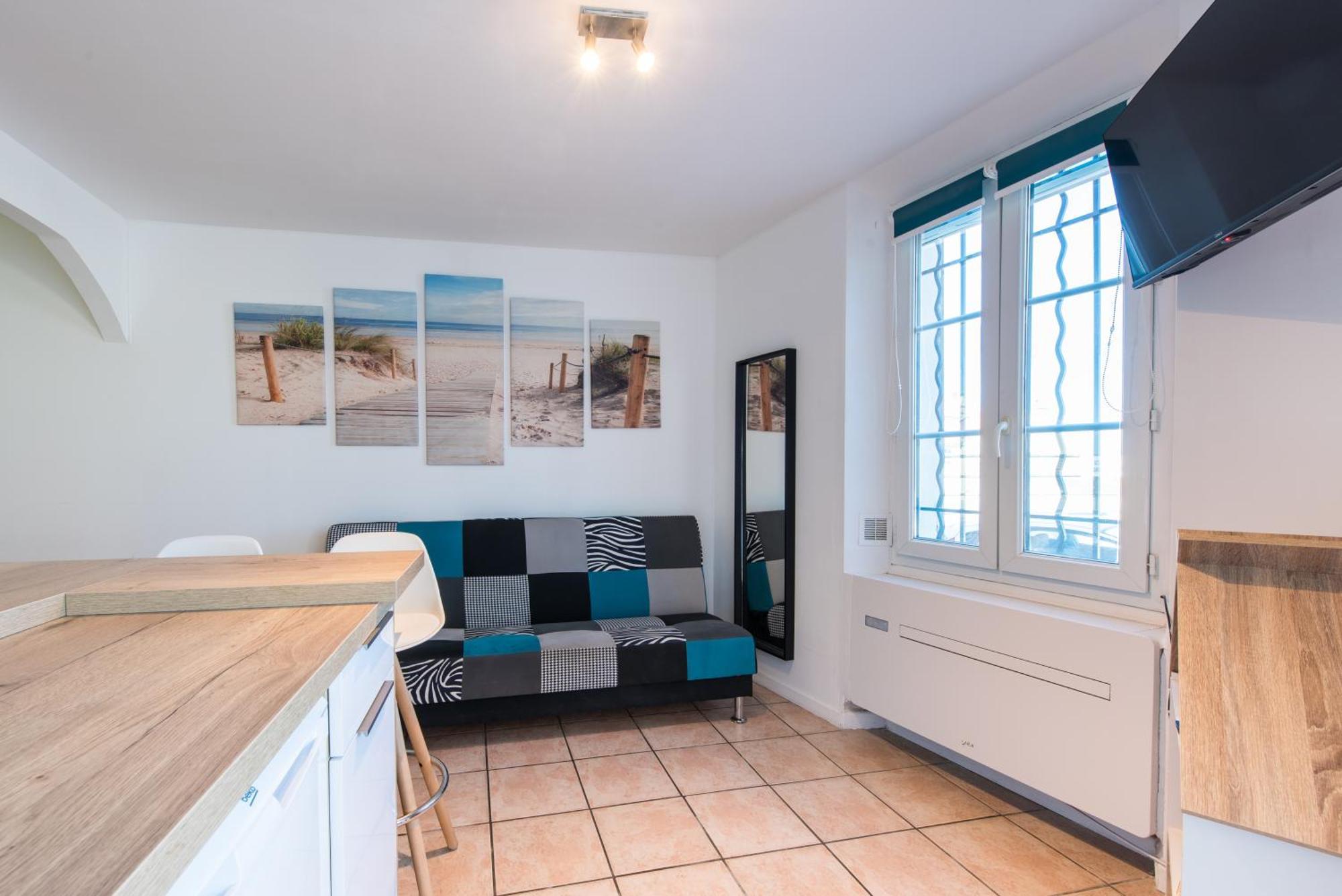 Beau Rénové Avec Vue Vieux Hyères